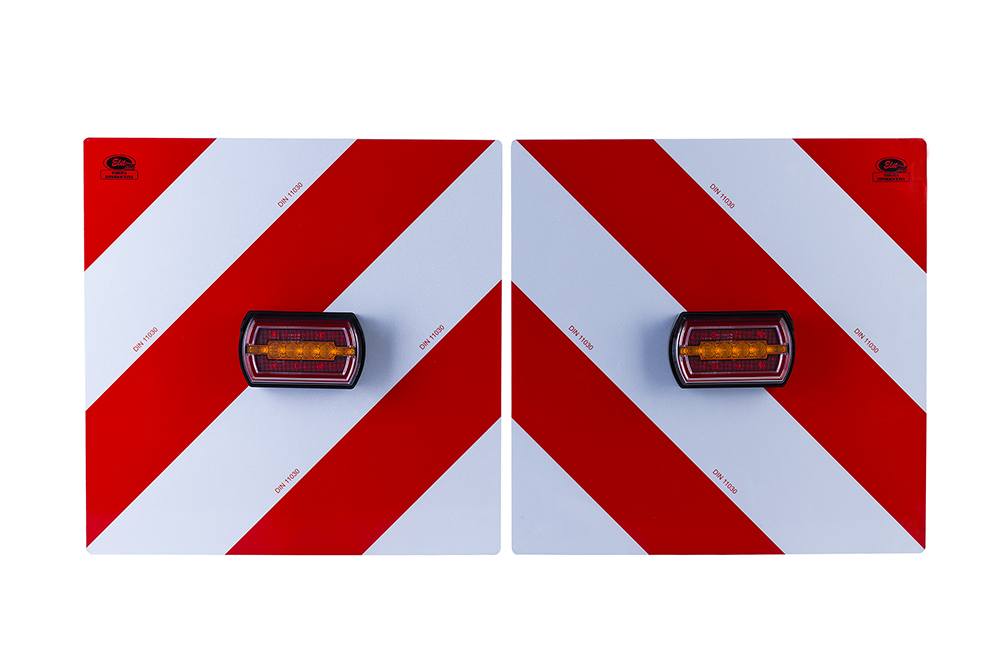 ZPR 3020 (8.2.2) Conjunto de luces LED 12/24 V con panel para cargas sobredimensionadas, con toma y conector Superseal